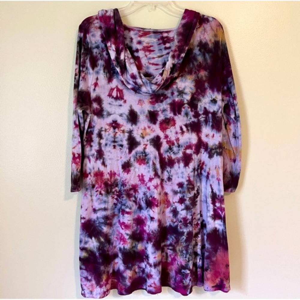 Soft Surroundings Purple Tie Dye Hooded Tunic Top Cowl Neck 3/4 Sleeve Large